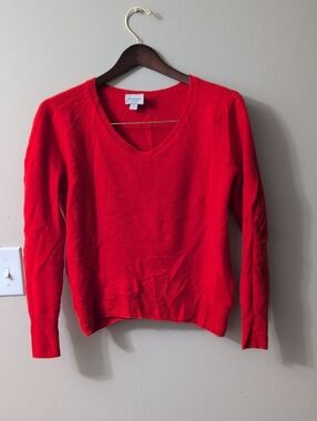 Cashmeren Merino Wool/Cashmere V Neck Sweater in Bright Red